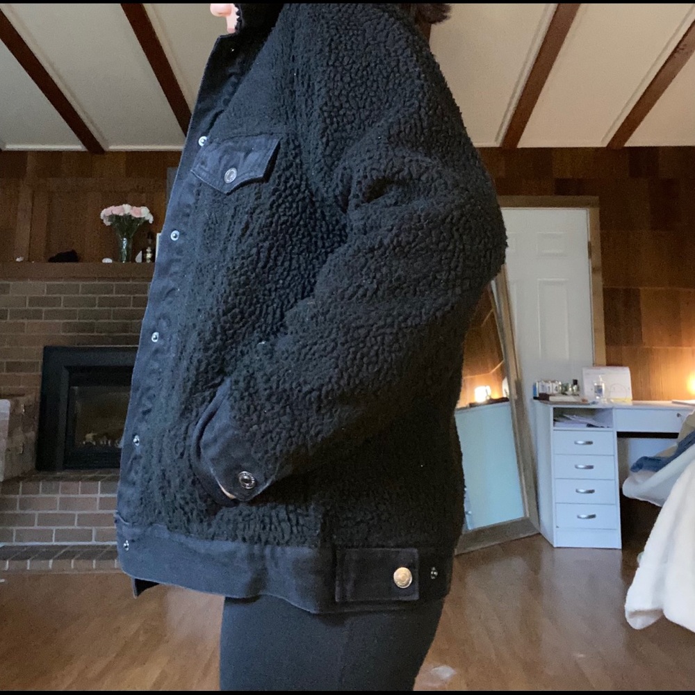 Jacket - Picture 6 of 7